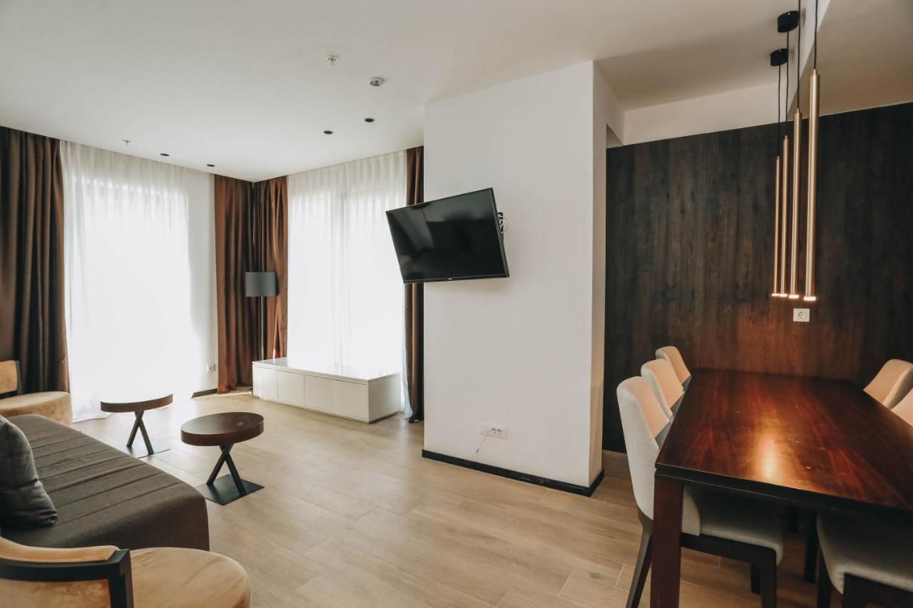 Beachfront Luxury Apartment Будва Екстер'єр фото
